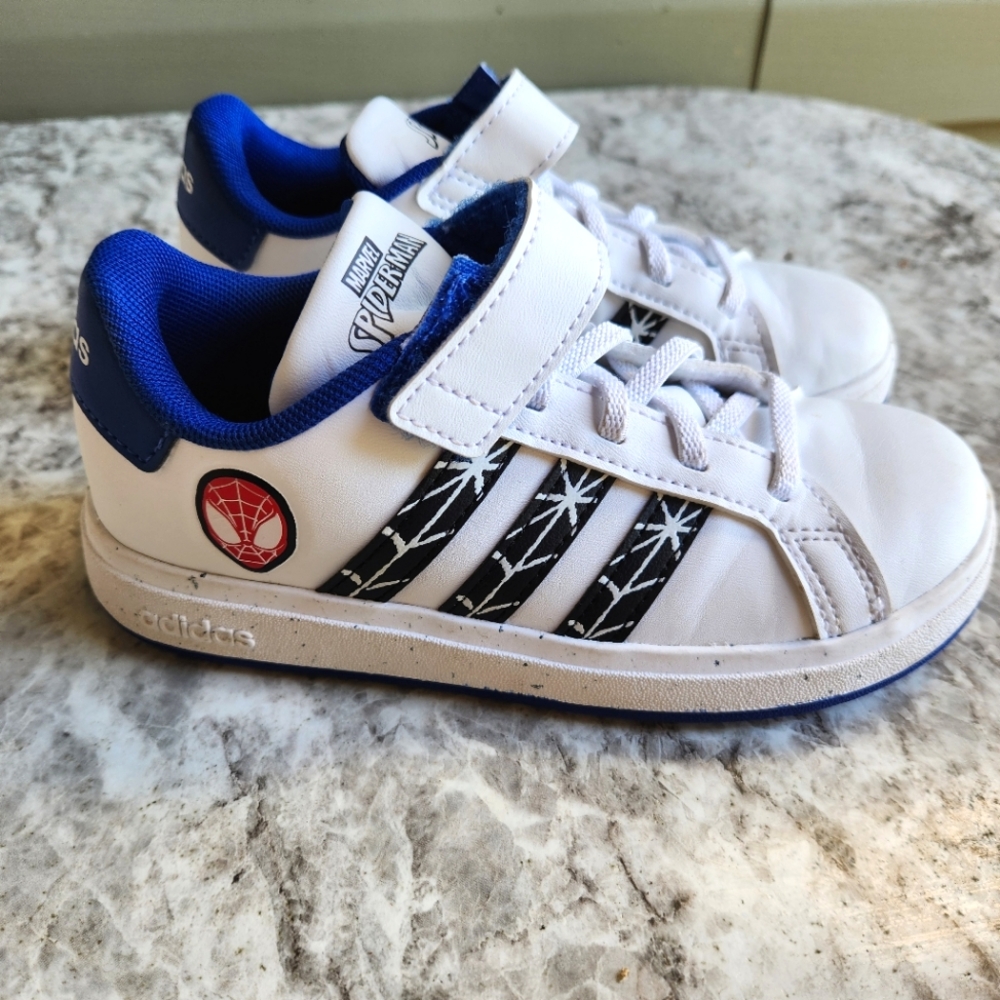 ADIDAS Marvel's Spider-Man Kids